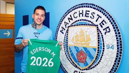 Man City ‘trói chân’ ngôi sao thứ 5 trong năm 2021