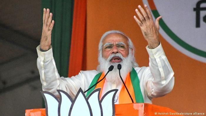 Thủ tướng Narendra Modi bị chỉ trích gay gắt vì chính phủ của ông ứng phó kém hiệu quả trước các làn sóng chết chóc của đại dịch COVID-19 ở Ấn Độ - Ảnh: DPA