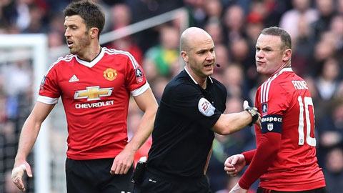 12 luật mới ở Ngoại hạng Anh mùa giải 2016/17