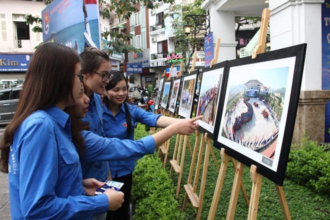 120 bức ảnh tại triển lãm Tuổi trẻ vì biển đảo quê hương