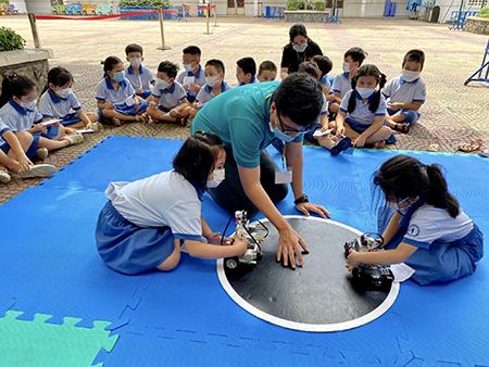 Học sinh hóa thân thành “nhà sáng chế nhí”