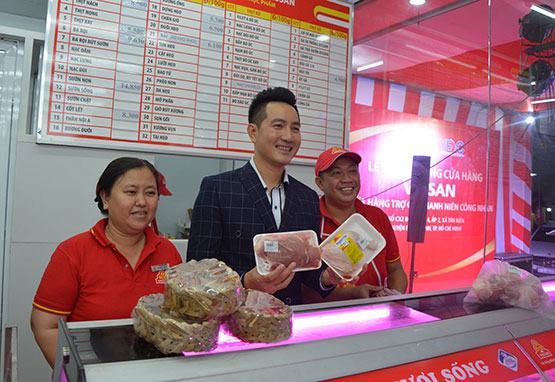 Ra mắt cửa hàng trợ giá thanh niên công nhân