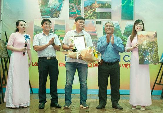 Trao giải cuộc thi ảnh “Việt Nam nhìn từ trên cao”