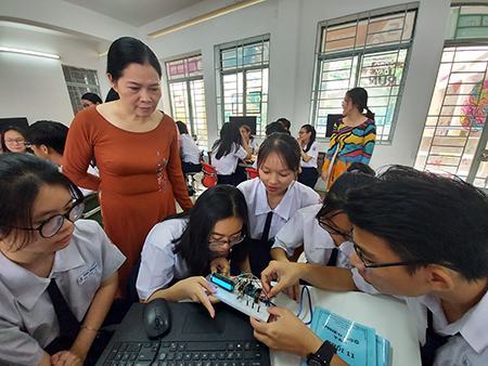 Băn khoăn về dự thảo vị trí việc làm trong trường phổ thông