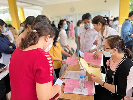 Hạn chế chuyển trường giữa học kỳ, trừ trường hợp đặc biệt