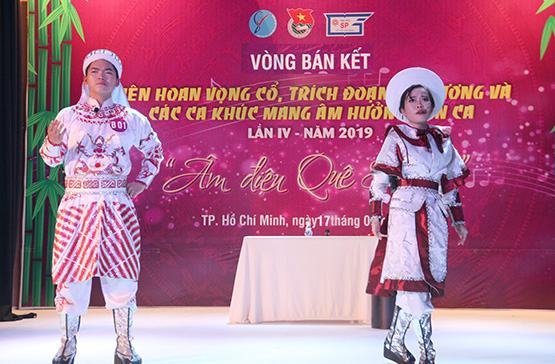 Người trẻ “tiếp lửa” cho vọng cổ, cải lương