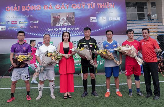 Hoạn nạn mới biết chân tình!