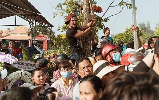 Buồn vui văn hóa khán giả!