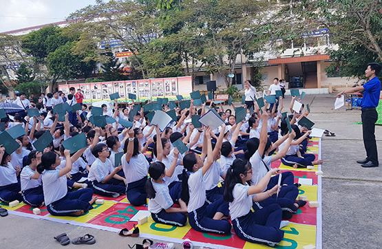 “Bảo tàng di động”  đến với trường học