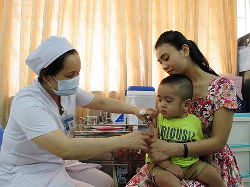 Không tiêm chủng: Nhiều dịch bệnh đã “thanh toán” sẽ tái xuất