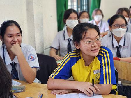 Nội quy trường học vẫn đang “lấy giáo viên làm trung tâm”