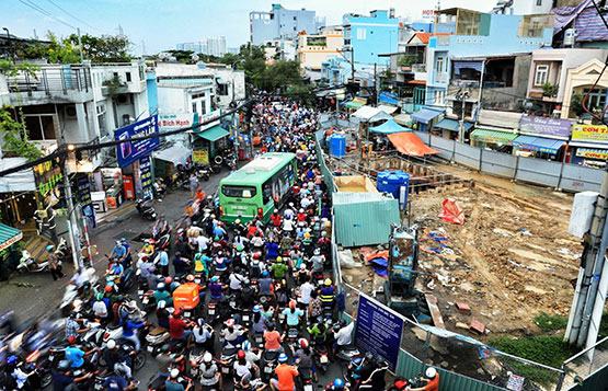 TP.HCM: Đảm bảo ATGT mùa mưa bão