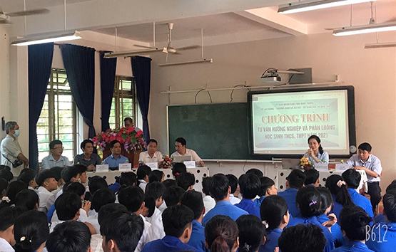 Trường TC Công nghệ Bách Khoa hướng nghiệp cho học sinh Bình Phước