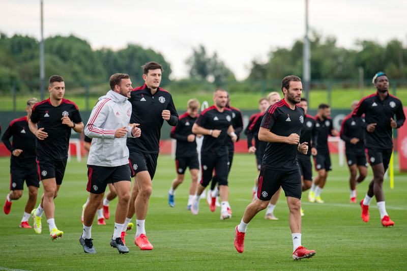 18h30 ngày 14/8, sân Old Trafford, MU vs Leeds: Mở hội ở Old Trafford