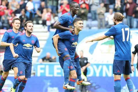 19h ngày 22/7, M.U vs Dortmund: Cú hích từ Pogba và Mourinho…