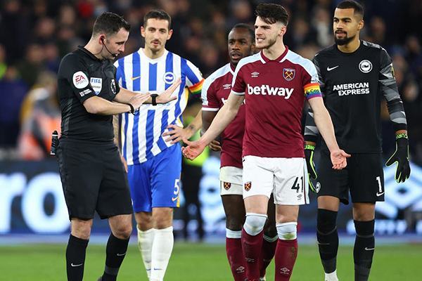 19h30 ngày 4/12, sân London, vòng 15 Premier League, West Ham – Chelsea: Cơ hội chia đều