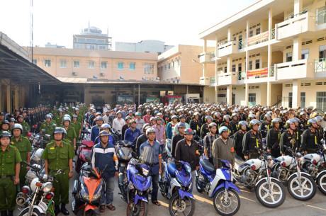 Cảnh sát cơ động tăng cường tuần tra phòng chống tội phạm