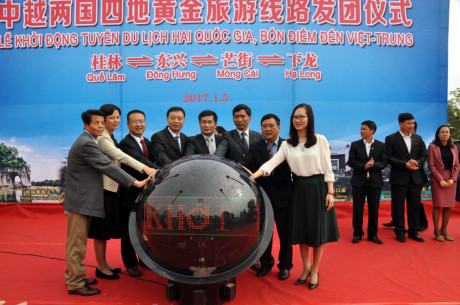 Khởi động tuyến du lịch 2 quốc gia – 4 điểm đến