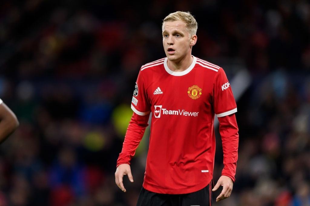 MU ra phán quyết cuối cùng về tương lai Van de Beek