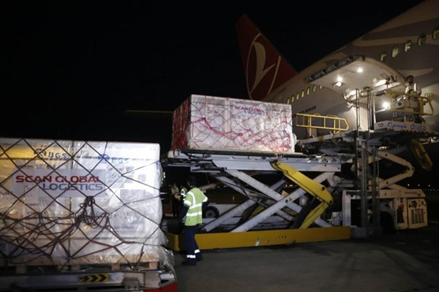 Trung Quốc góp 110 triệu liều vaccine cho COVAX, cung ứng dài hạn với WHO