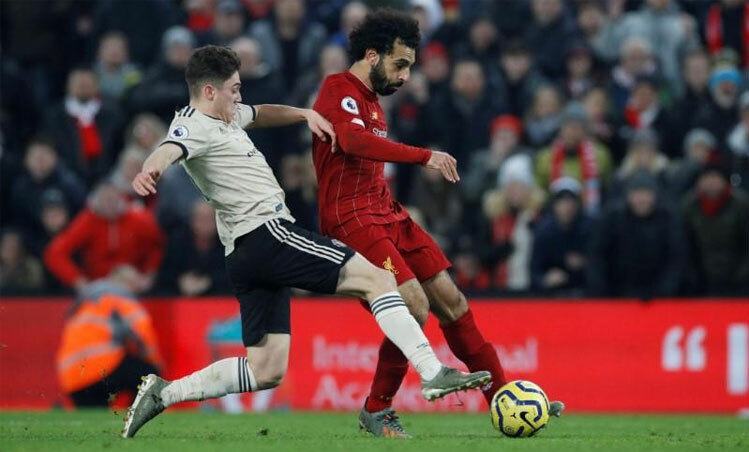 Liverpool nới rộng cách biệt danh hiệu với Man Utd