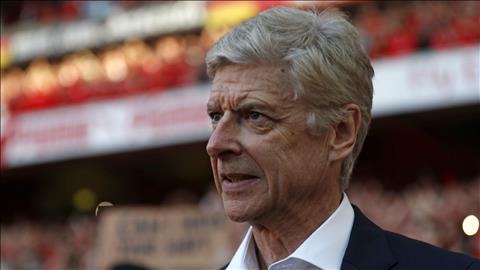 Chuẩn bị tái xuất, “Giáo sư” Wenger nói không với Premier League