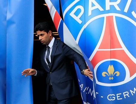 Chủ tịch Nasser Al-Khelaifi bay gấp về Qatar, PSG sắp có biến động lớn