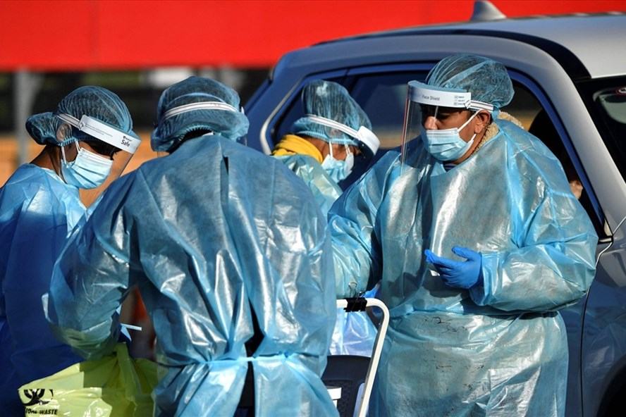 Australia ghi nhận ca tử vong COVID-19 tăng, Omicron nguy cơ lập đỉnh mới