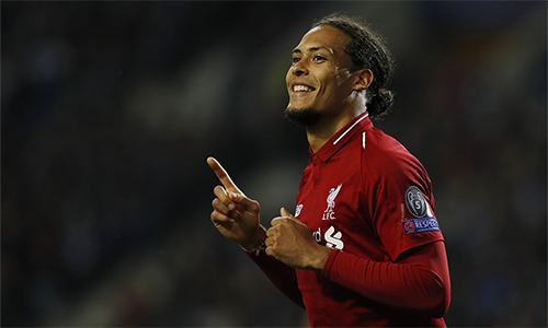 Van Dijk đoạt giải Cầu thủ hay nhất năm của bóng đá Anh