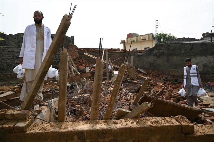 Động đất mạnh ở Pakistan, hàng trăm người thương vong