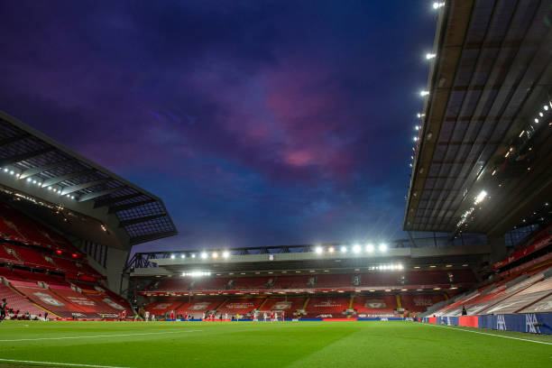 Bán cổ phần trăm triệu, Liverpool vẫn quyết không ‘đi chợ’