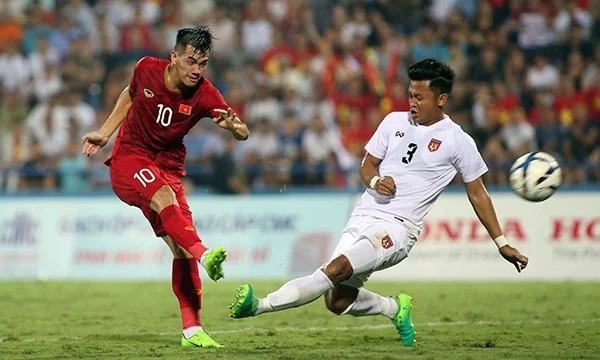 U22 Việt Nam đá giao hữu với U22 UAE