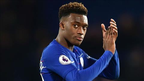 Hudson-Odoi gia hạn hợp đồng với Chelsea, nhận lương siêu khủng