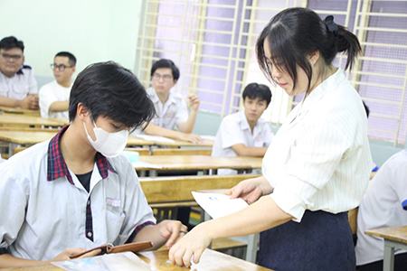 Tăng chỉ tiêu lớp 10, trường học đón thêm học sinh