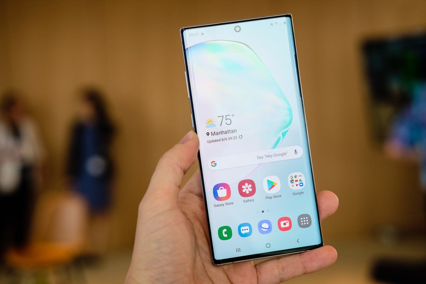 Galaxy Note10+, smartphone cao cấp màn hình lớn nhất của Samsung