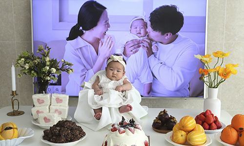 Những bé sơ sinh thành trẻ hai tuổi bất đắc dĩ ở Hàn Quốc