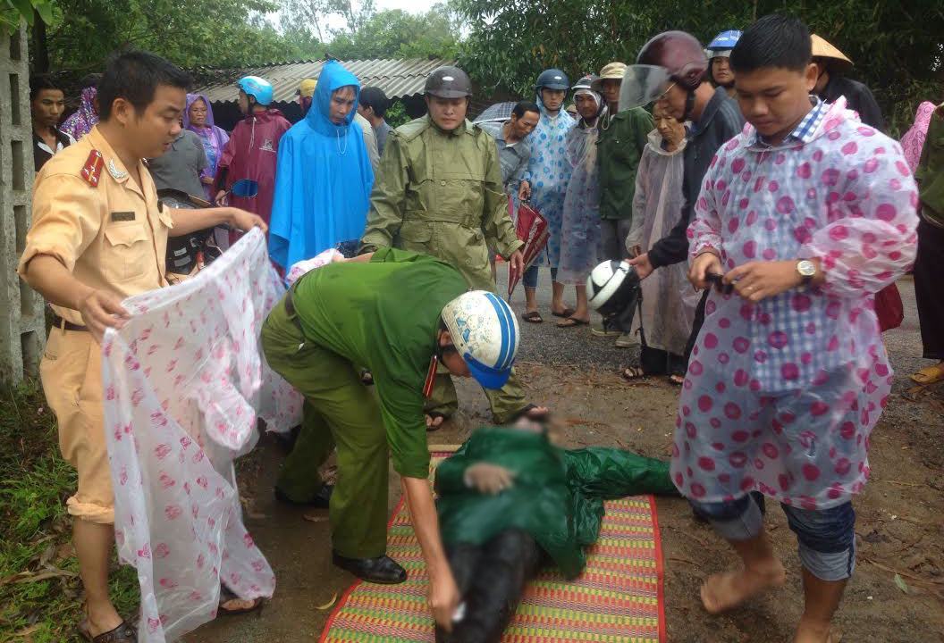 Quảng Nam: Phó Giám đốc Ngân hàng NN-PTNT chết ven đường