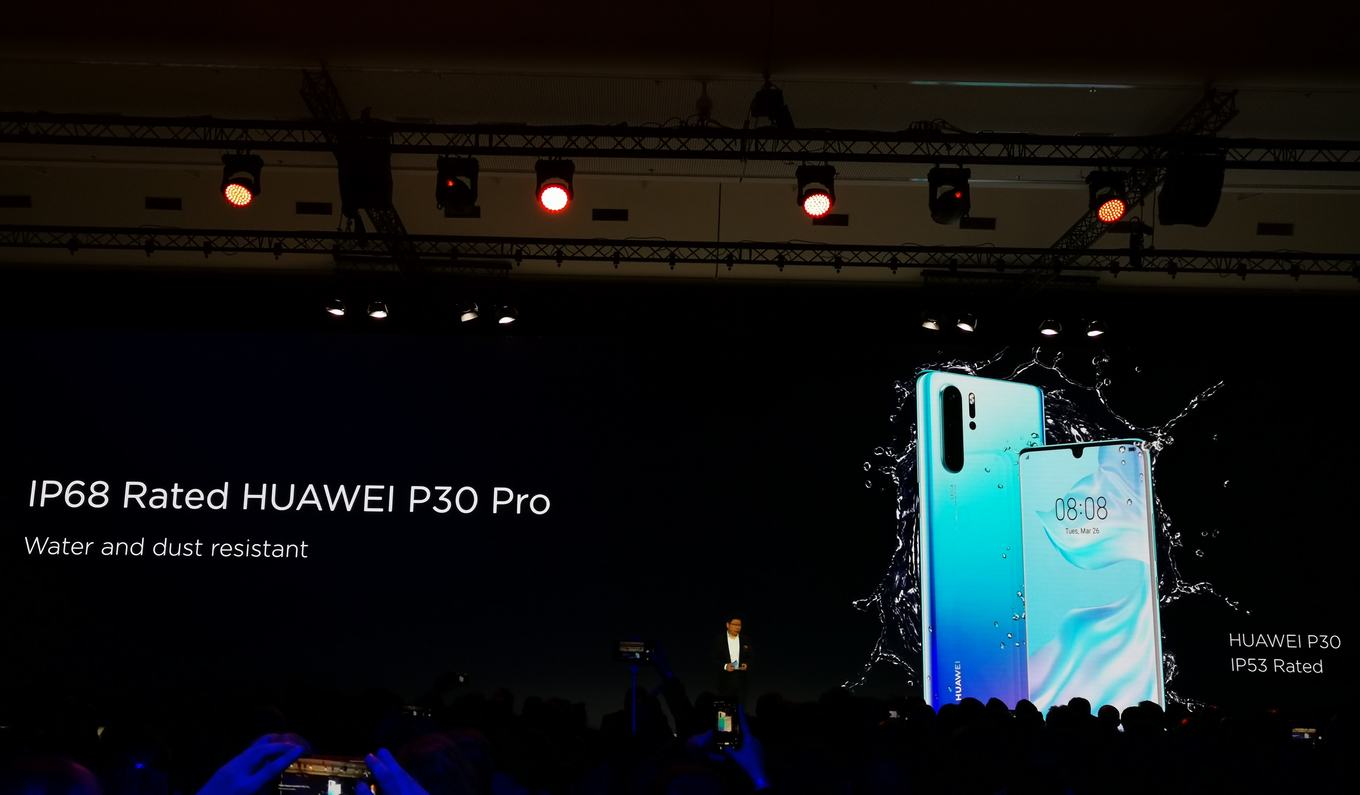 Huawei ra bộ đôi P30 cạnh tranh Galaxy S10 và iPhone