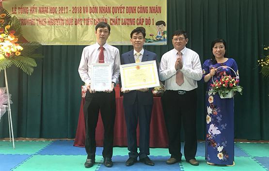 Trường THCS Nguyễn Huệ (Q.4) được công nhận trường đạt tiêu chuẩn chất lượng giáo dục cấp độ 1