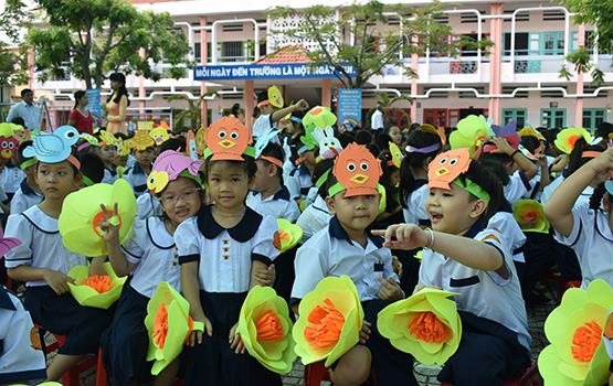 Trường học tại TP.HCM: Tạm thời không tổ chức học, thảo luận nhóm