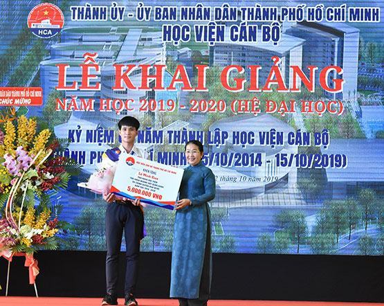 Học viện Cán bộ TP.HCM: Đào tạo nguồn nhân lực cho hệ thống chính trị TP