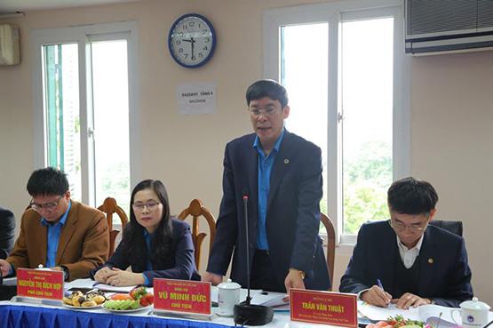 Tăng khả năng ứng xử tình huống sư phạm cho nhà giáo