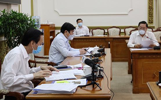 Phòng, chống Covid-19: Giảm mật độ người dân vào chợ, siêu thị