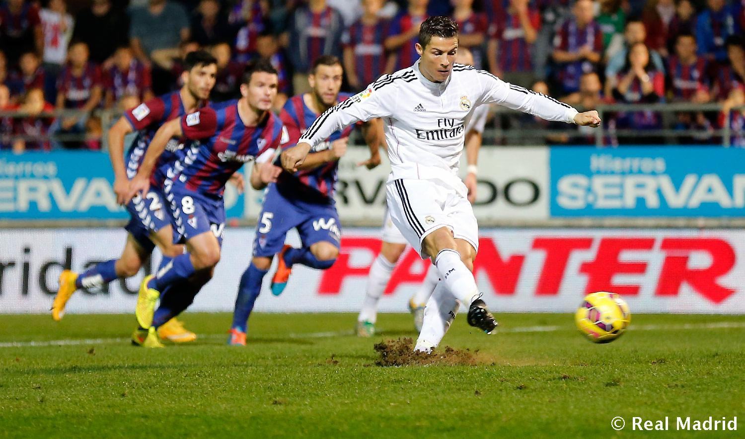 21h00 ngày 11/4, sân Bernabeu, Real Madrid – Eibar: “Kền kền trắng”… tả tơi