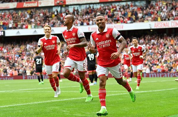 21h00 ngày 13/8, sân Emirates, vòng 2 Premier League, Arsenal – Leicester: Lạc vào pháo địa