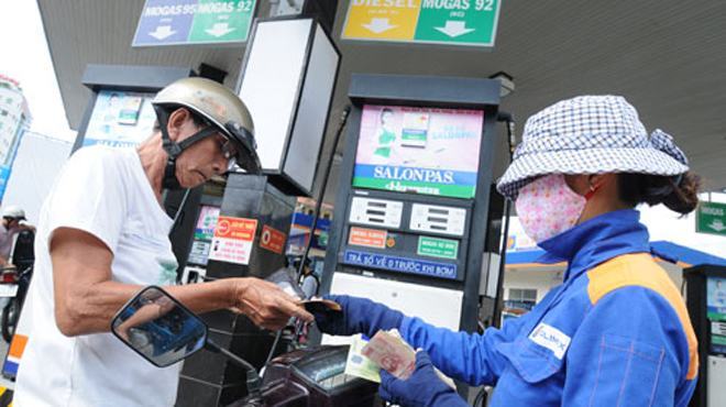 22g tối 20-7, xăng dầu tăng 400 đồng/lít