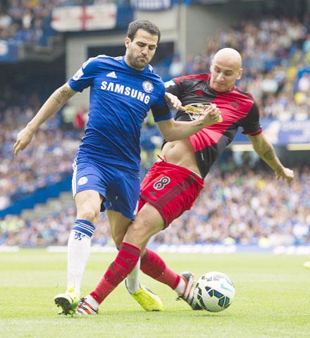 Mùa trước, Swansea đánh bại M.U ngay vòng 1 tại Old Trafford. Liệu họ có thể tạo nên một bất ngờ tương tự?