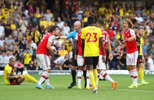 23h55 ngày 19/9, vòng bảng Europa League, sân Commerzbank Arena, Frankfurt – Arsenal: Cơn đau đầu của Unai Emery