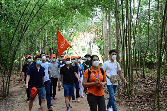 “Đánh thức” ngành du lịch!