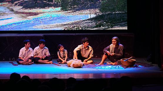 Cuộc hành trình tìm bức chân dung